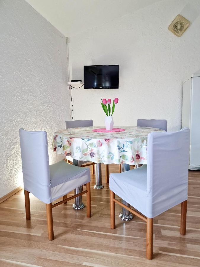 Apartments Monopoly Novalja Ngoại thất bức ảnh
