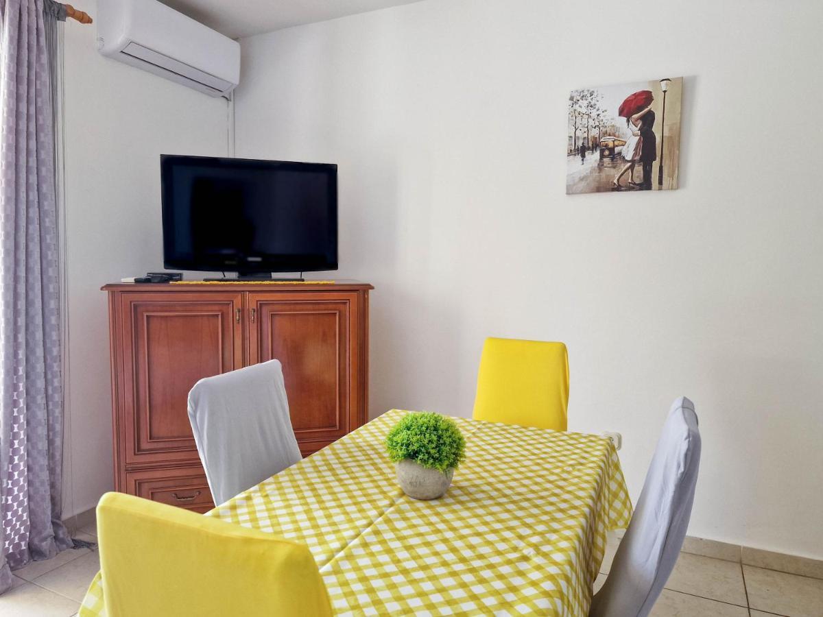Apartments Monopoly Novalja Ngoại thất bức ảnh