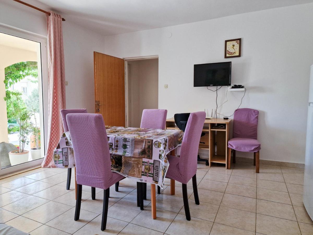 Apartments Monopoly Novalja Ngoại thất bức ảnh