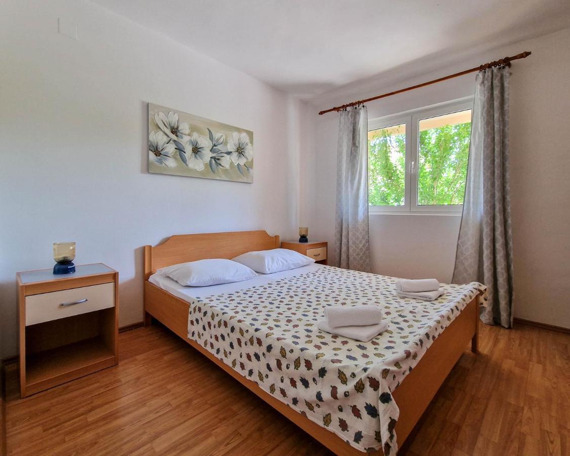 Apartments Monopoly Novalja Ngoại thất bức ảnh