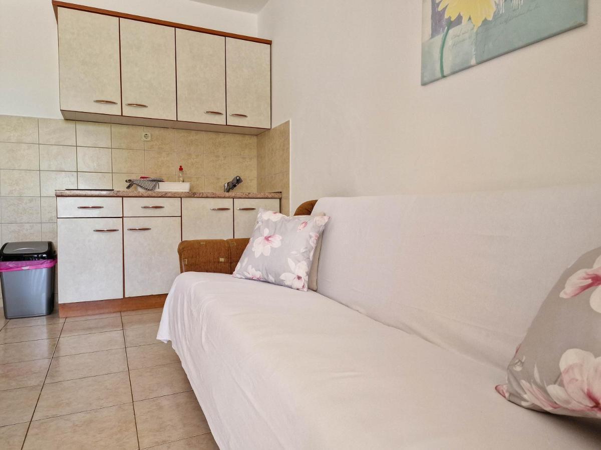 Apartments Monopoly Novalja Ngoại thất bức ảnh