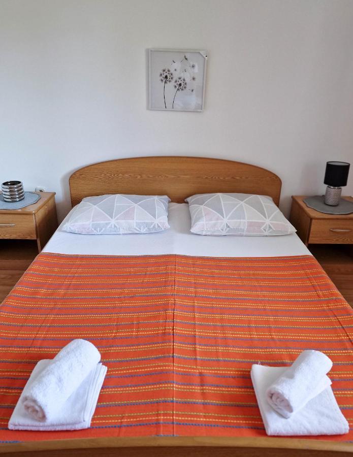 Apartments Monopoly Novalja Ngoại thất bức ảnh